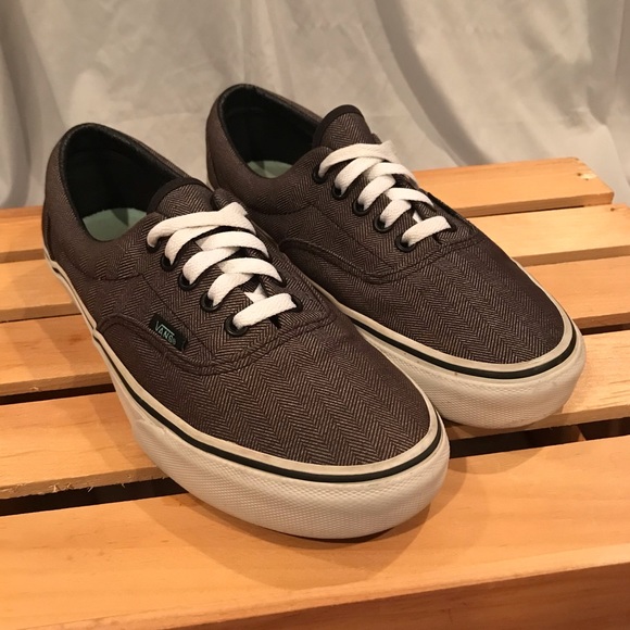 Vans Classic Slip On Herringbone White Asparagus NWT Vans Classic Slip On Herringbone White Asparagus NWT